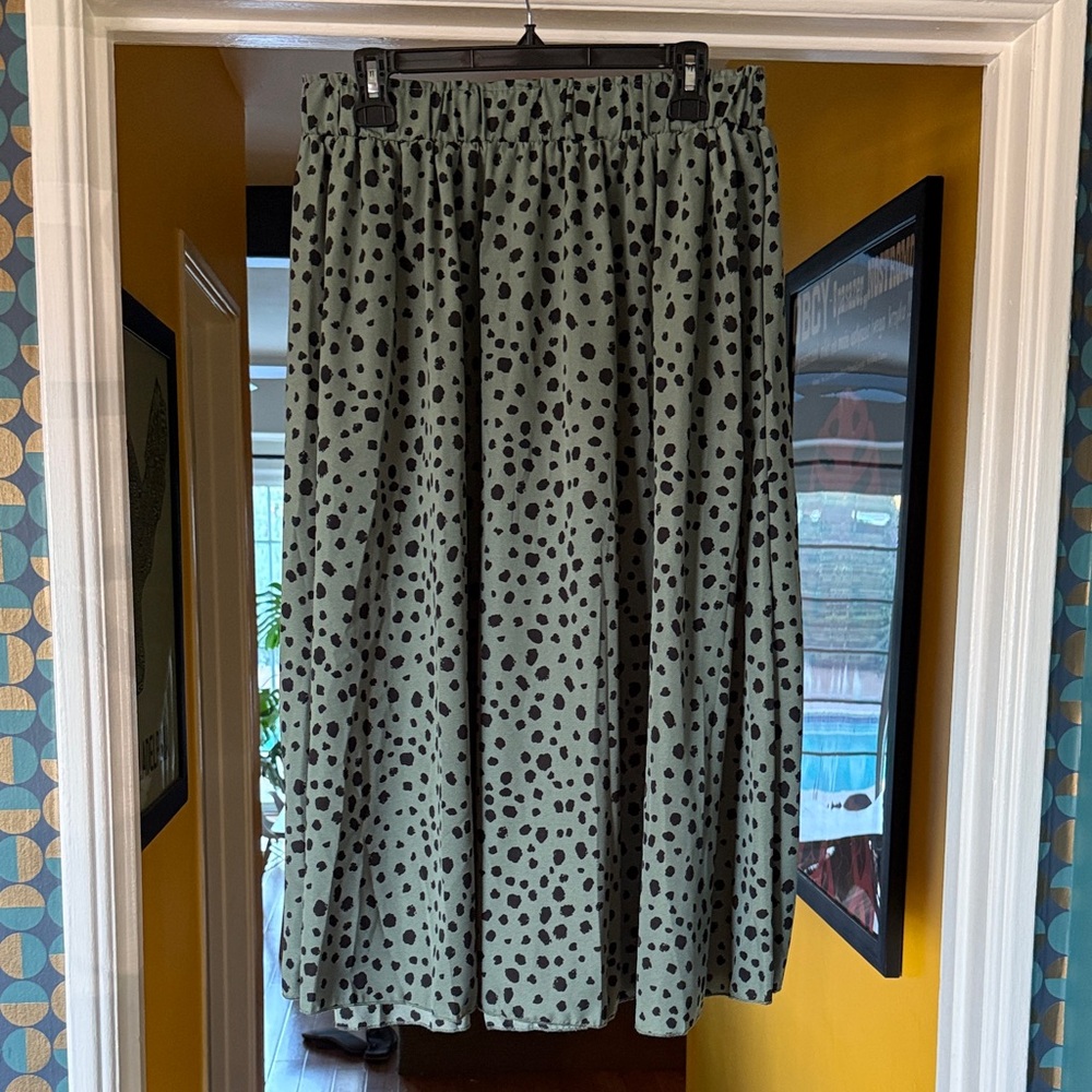 Polka Dot Women's Skirt - Green w/ Black - L